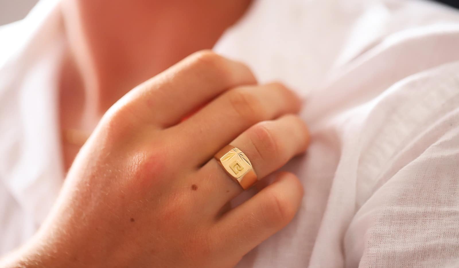 Comment personnaliser une chevalière pour homme