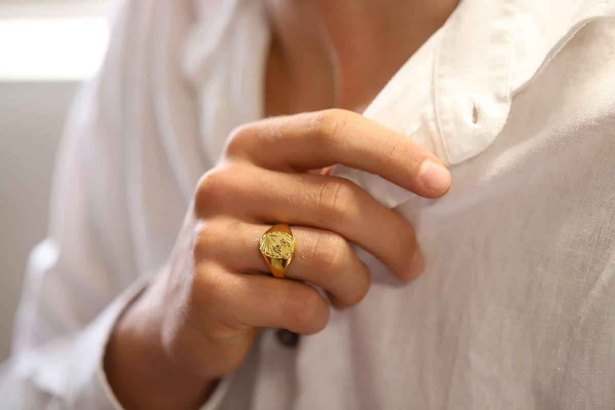 Les chevalières personnalisées en tendances 2025