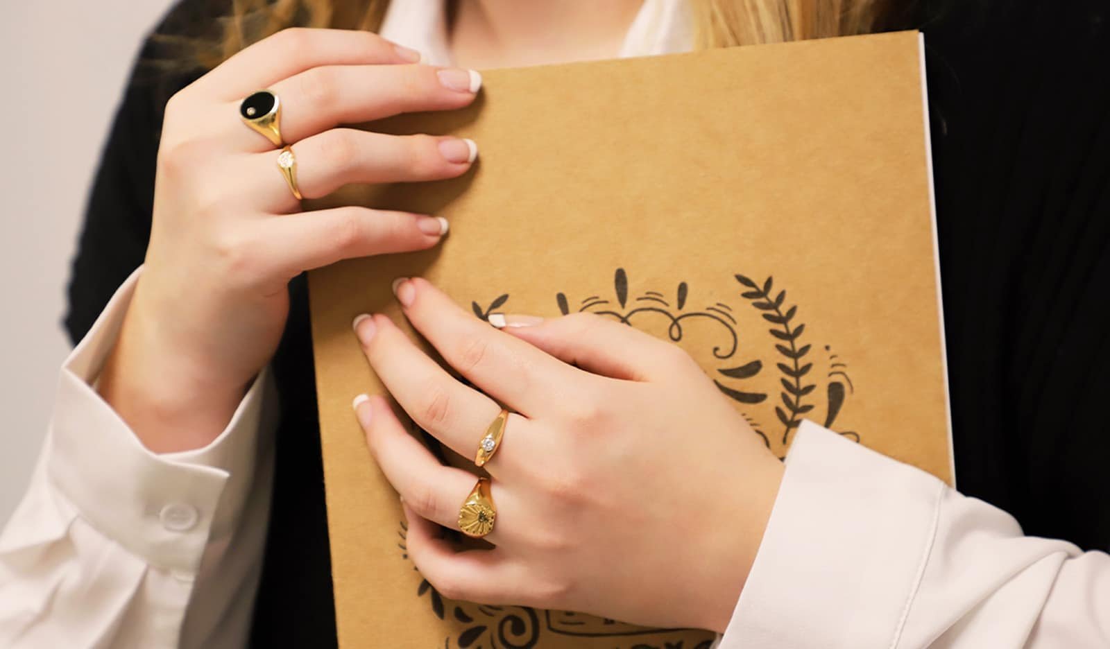 Quelle est l'histoire de la chevalière